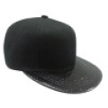 Casquillos Snapback con cuero artificial Sb1532